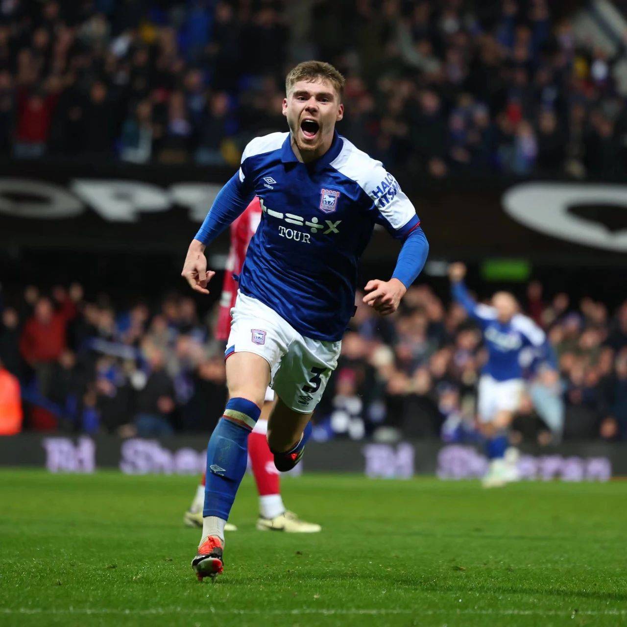 重庆铜梁龙：以热血与天赋为刃 书写山城足球新篇章.